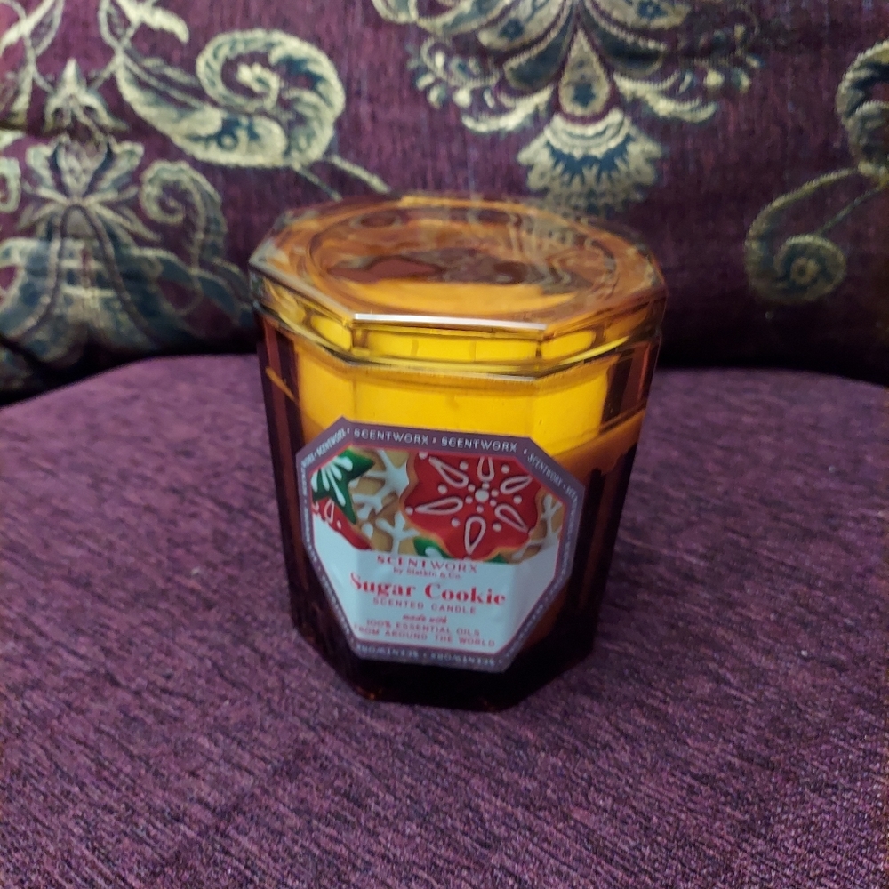Sugar cookie candle by scentworx